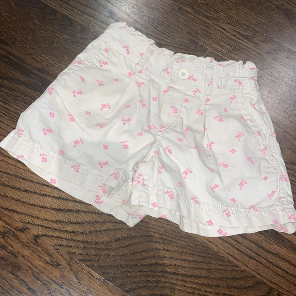 2 Gap shorts, size girls small - Picture 2 of 5